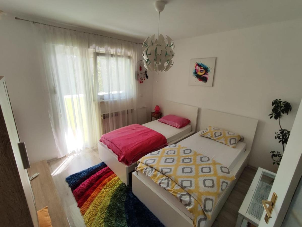 Danube Apartment Vukovar Bagian luar foto